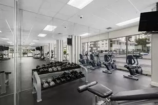 2750 NE 183rd St, Aventura, FL 33160 - Photo 16
