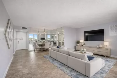 2750 NE 183rd St #304, Aventura, FL 33160 - Photo 2