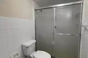 1350 SW 122nd Ave, Miami, FL 33184 - Photo 16