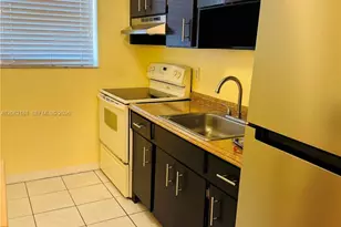 7340 NW 37th St, Davie, FL 33024 - Photo 2