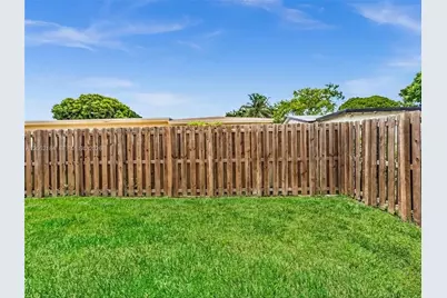 1065 NW 68th Ter, Margate, FL 33063 - Photo 38