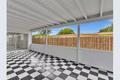 1065 NW 68th Ter, Margate, FL 33063 - Photo 34