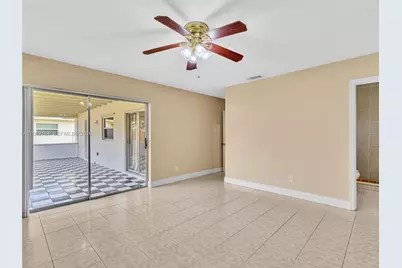 1065 NW 68th Ter, Margate, FL 33063 - Photo 20