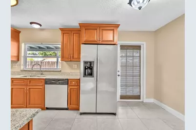 1065 NW 68th Ter, Margate, FL 33063 - Photo 14