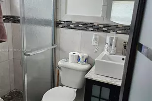 648 E 28th St, Hialeah, FL 33013 - Photo 4