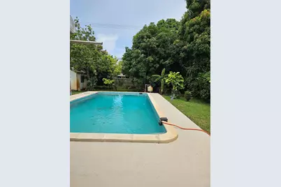 648 E 28th St, Hialeah, FL 33013 - Photo 20
