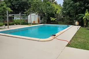 648 E 28th St, Hialeah, FL 33013 - Photo 18