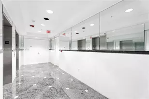 1402 Brickell Bay Dr, Miami, FL 33131 - Photo 34