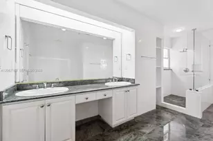 1402 Brickell Bay Dr, Miami, FL 33131 - Photo 18