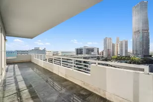 1402 Brickell Bay Dr, Miami, FL 33131 - Photo 32