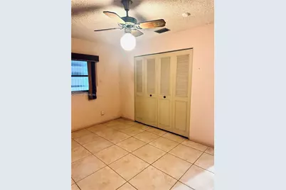 8111 NW 92nd Ave, Tamarac, FL 33321 - Photo 12