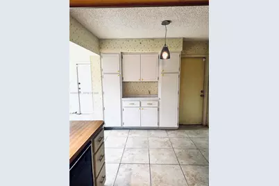 8111 NW 92nd Ave, Tamarac, FL 33321 - Photo 8
