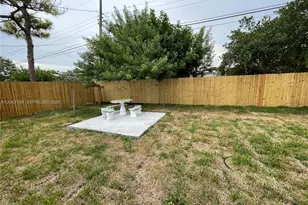 2514 NW 4th St, Pompano Beach, FL 33069 - Photo 24