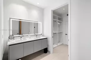 1030 15th St, Miami Beach, FL 33139 - Photo 10