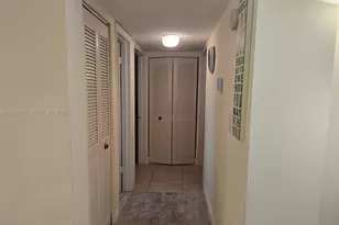 8065 SW 107th Ave, Miami, FL 33173 - Photo 10