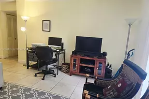 8065 SW 107th Ave, Miami, FL 33173 - Photo 8