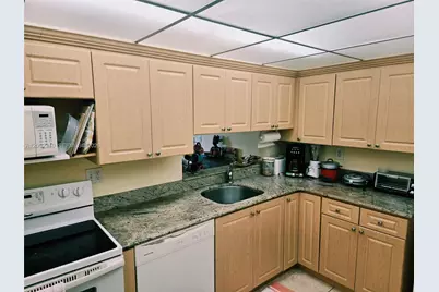8065 SW 107th Ave #301, Miami, FL 33173 - Photo 22