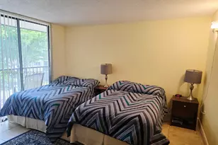 8065 SW 107th Ave, Miami, FL 33173 - Photo 12