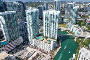 41 SE 5th St, Miami, FL 33131 - Photo 1