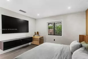 171 NW 47th St, Miami, FL 33127 - Photo 16
