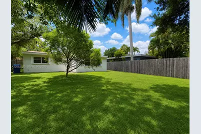1120 SW 15th Ter, Fort Lauderdale, FL 33312 - Photo 4