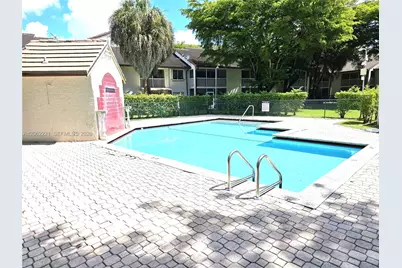 13904 SW 91st Ter #13904, Miami, FL 33186 - Photo 16