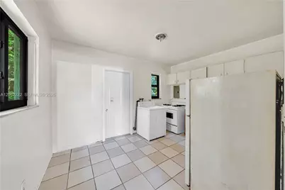 6531 SW 59th Ave, South Miami, FL 33143 - Photo 6