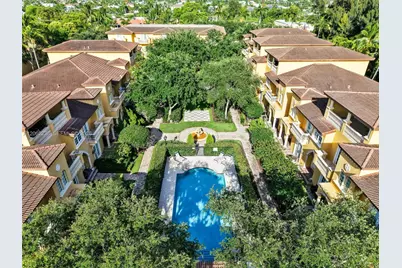 425 NE 69th Cir, Boca Raton, FL 33487 - Photo 2