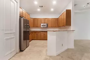 425 NE 69th Cir, Boca Raton, FL 33487 - Photo 12