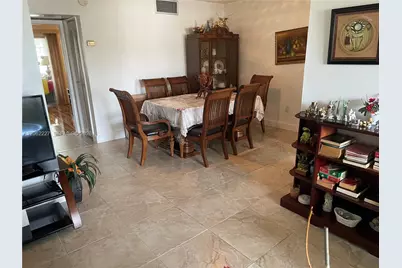 20120 NE 2nd Ave #W28, Miami Gardens, FL 33179 - Photo 4