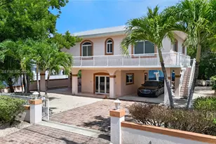 123 Peace Ave, Tavernier, FL 33070 - Photo 1