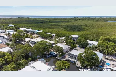 123 Peace Ave, Tavernier, FL 33070 - Photo 12
