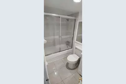 4550 NW 9th St #706E, Miami, FL 33126 - Photo 14