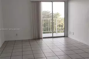 4550 NW 9th St, Miami, FL 33126 - Photo 26