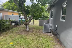 13301 NW Miami Ct, Miami, FL 33168 - Photo 14