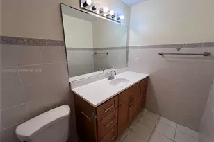 2750 N 34th Ave, Hollywood, FL 33021 - Photo 38