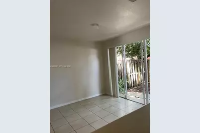 10850 SW 243rd Ln, Homestead, FL 33032 - Photo 8