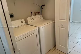 10850 SW 243rd Ln, Homestead, FL 33032 - Photo 8
