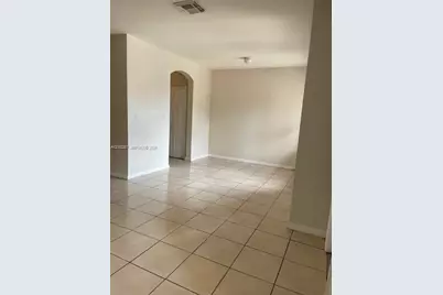 10850 SW 243rd Ln, Homestead, FL 33032 - Photo 2