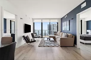 121 NE 34th St, Miami, FL 33137 - Photo 2