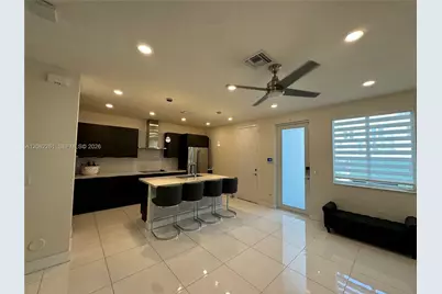 6472 NW 103rd Pl, Doral, FL 33178 - Photo 12