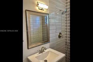 836 10th St, Miami Beach, FL 33139 - Photo 30