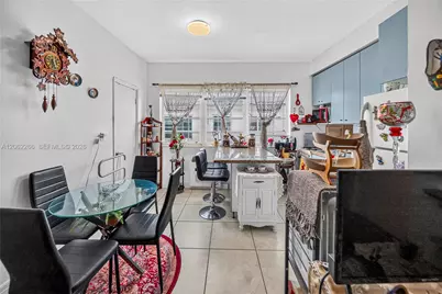 836 10th St #8, Miami Beach, FL 33139 - Photo 10
