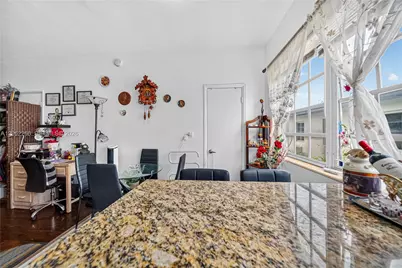 836 10th St #8, Miami Beach, FL 33139 - Photo 16