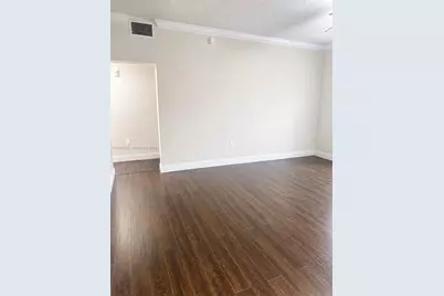 533 NE 3rd Ave #320, Fort Lauderdale, FL 33301 - Photo 8