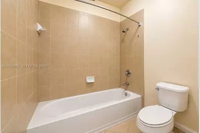 8890 W 33rd Ave, Hialeah, FL 33018 - Photo 30