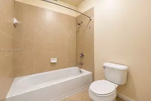 8890 W 33rd Ave, Hialeah, FL 33018 - Photo 30