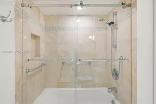 600 Grapetree Dr, Key Biscayne, FL 33149 - Photo 32
