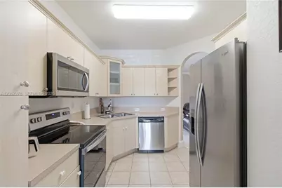 22470 SW 103rd Ave, Cutler Bay, FL 33190 - Photo 12