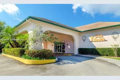 13255 SW 7th Ct #406D, Pembroke Pines, FL 33027 - Photo 16